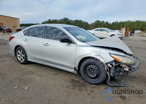 2017 Nissan Altima 2.5 из США, поврежденный, VIN 1N4AL3AP9HC268330